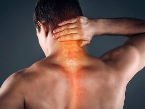 Signs and first symptoms of cervical osteochondrosis