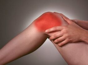 Symptoms of arthrosis are severe pain in the knee area