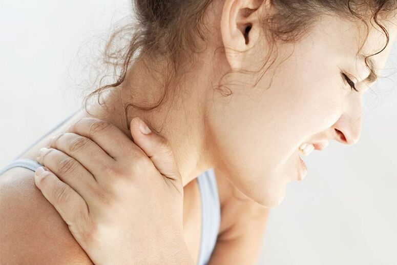 pain in the cervical area due to osteochondrosis